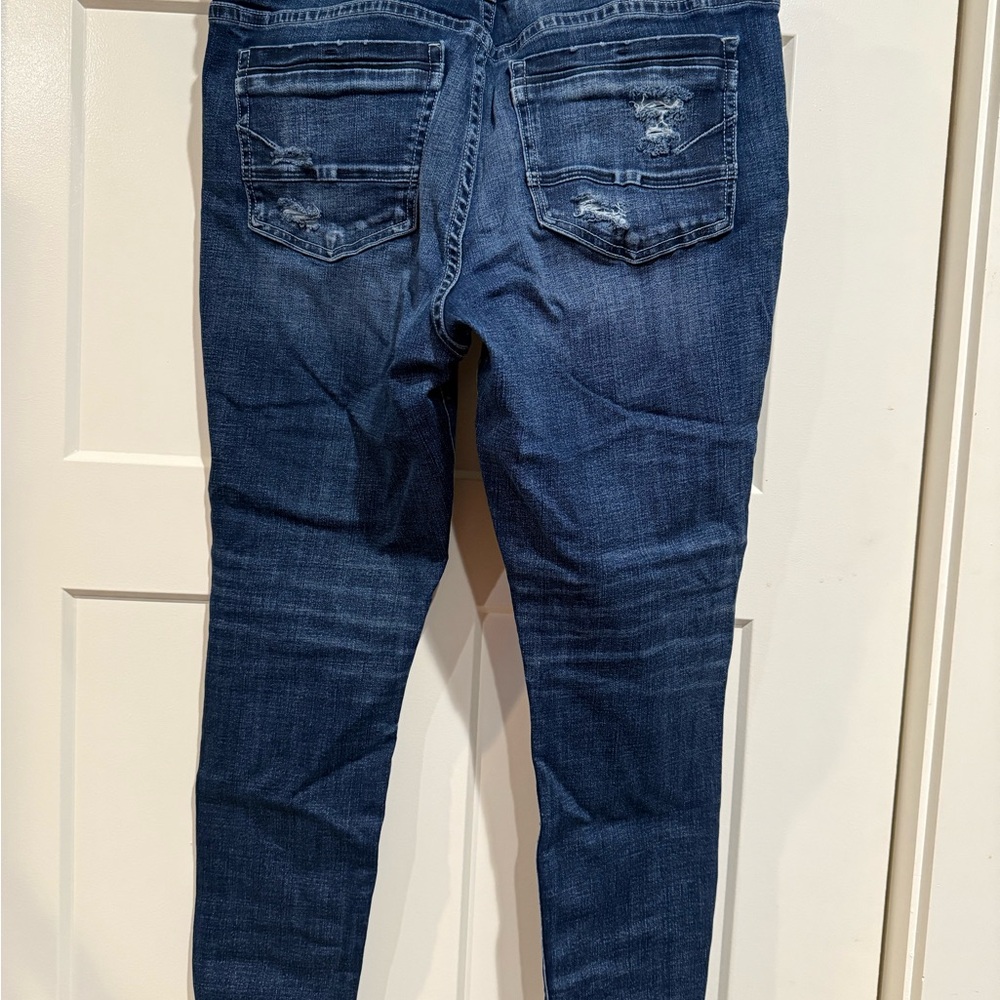 Buckle Blue Skinny Jeans with Stretch and Tapered Fit